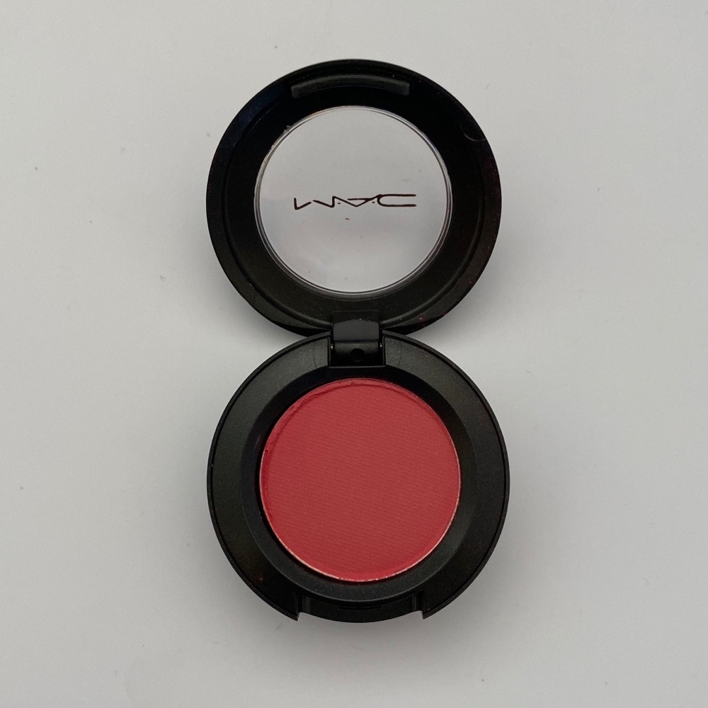 MAC Cosmetics LE C-Shock Collection Eyeshadow